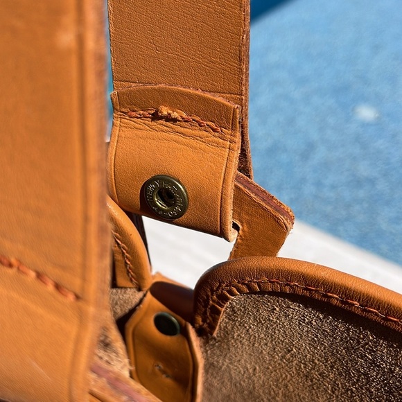 Norris Leather Bucket Bag - Picture 8 of 10